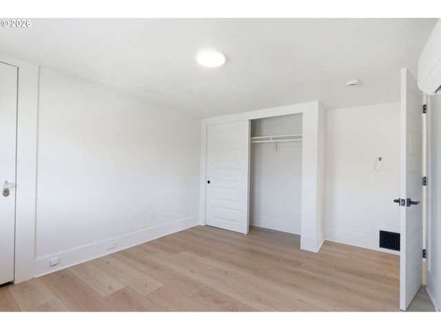 2945 Ne 57TH Ave, Portland, OR 97213