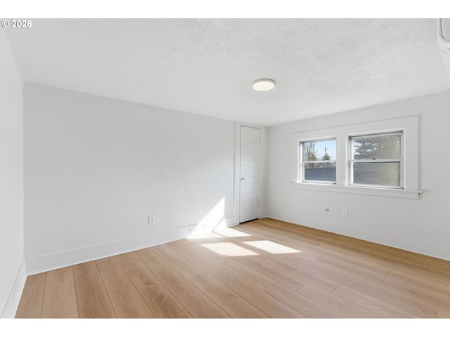 2945 Ne 57TH Ave, Portland, OR 97213