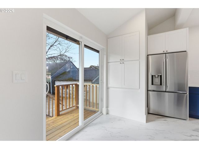 2945 Ne 57TH Ave, Portland, OR 97213