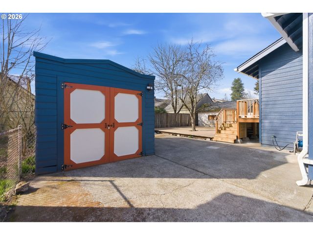 2945 Ne 57TH Ave, Portland, OR 97213