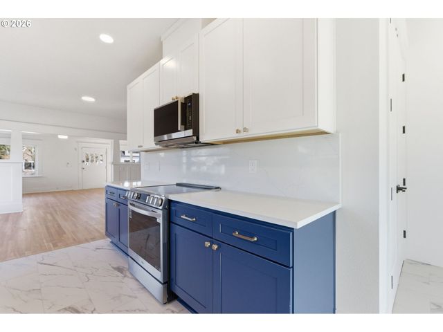 2945 Ne 57TH Ave, Portland, OR 97213