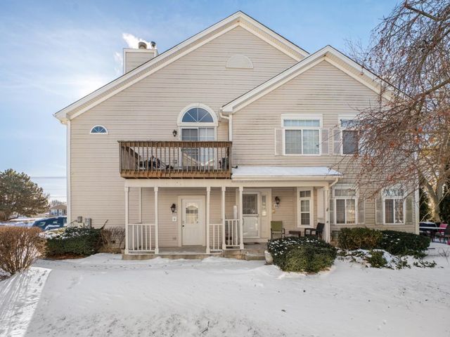 304 Nautical Way D, Elgin, IL 60123