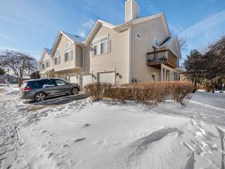 304 Nautical Way D, Elgin, IL 60123