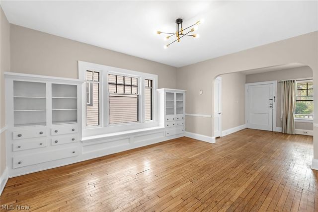 1695 Glenmont Road Lower, Cleveland Heights, OH 44118