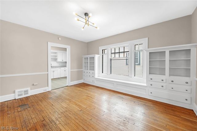 1695 Glenmont Road Lower, Cleveland Heights, OH 44118