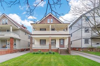 1695 Glenmont Road Lower, Cleveland Heights, OH 44118