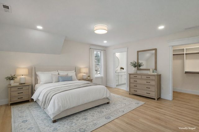 96 Independence Rd, Concord, MA 01742