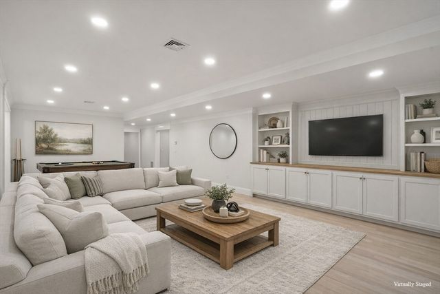 96 Independence Rd, Concord, MA 01742