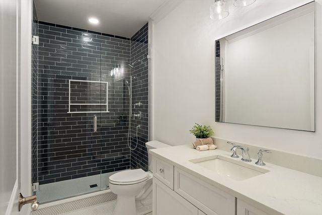 96 Independence Rd, Concord, MA 01742