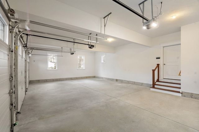 96 Independence Rd, Concord, MA 01742