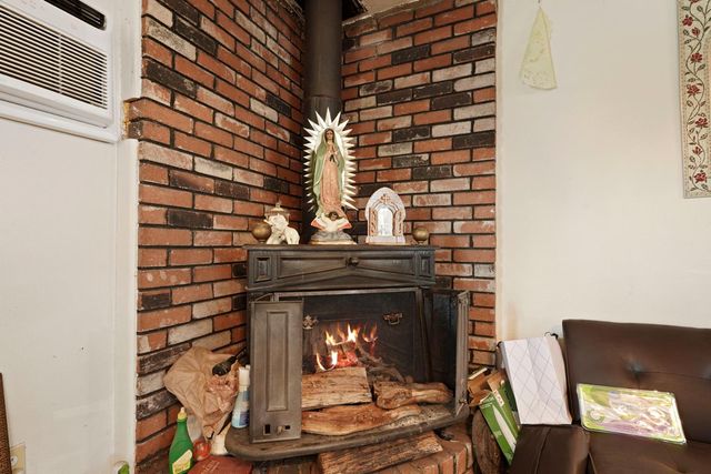 1234 Perry Ave, Stockton, CA 95203