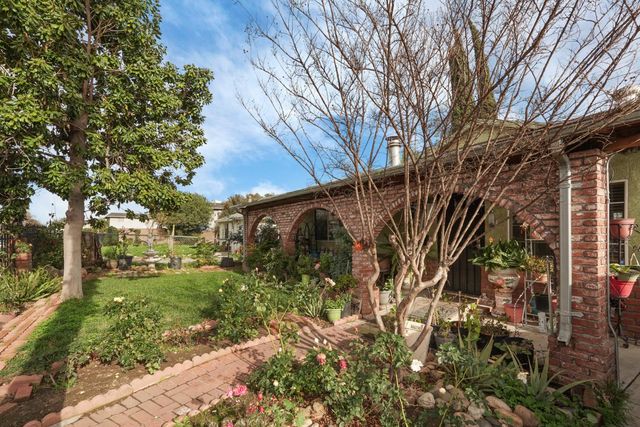 1234 Perry Ave, Stockton, CA 95203