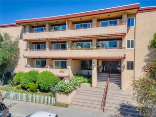 5412 Lindley Avenue 108, Encino, CA 91316