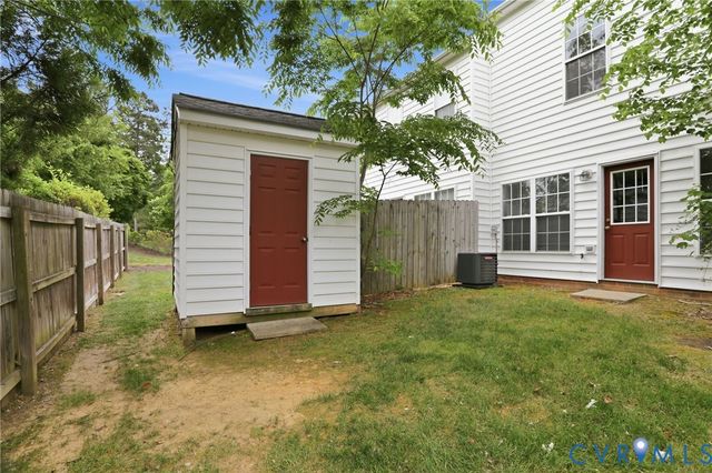 1902 Mountain Gate Pl, Glen Allen, VA 23060