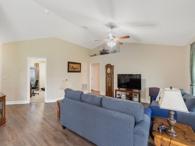 118 Arcadia Drive, Sebastian, FL 32958