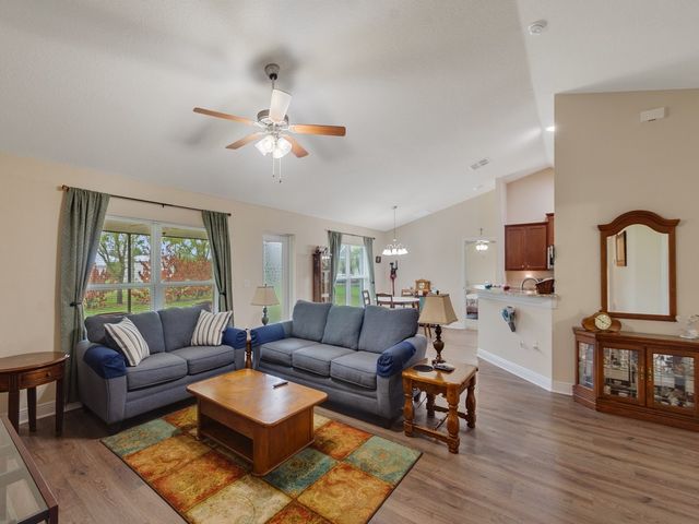 118 Arcadia Drive, Sebastian, FL 32958