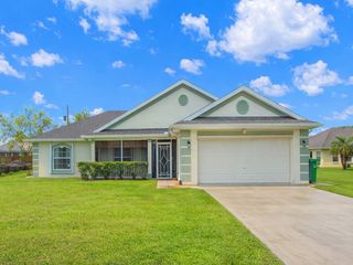 118 Arcadia Drive, Sebastian, FL 32958