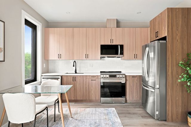 75 Maywood 4, Boston, MA 02119