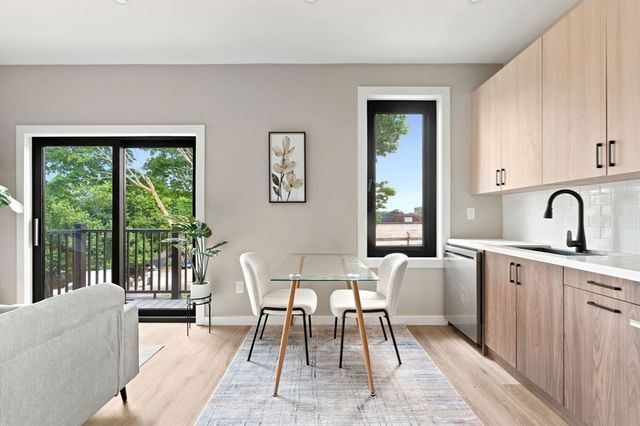 75 Maywood 4, Boston, MA 02119