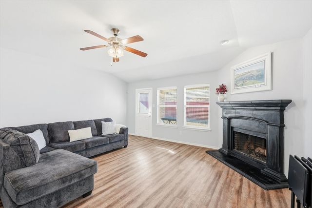 4520 Shagbark Drive, Denton, TX 76226