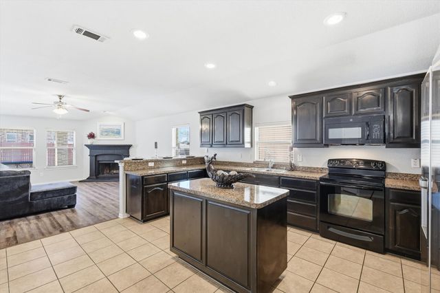 4520 Shagbark Drive, Denton, TX 76226