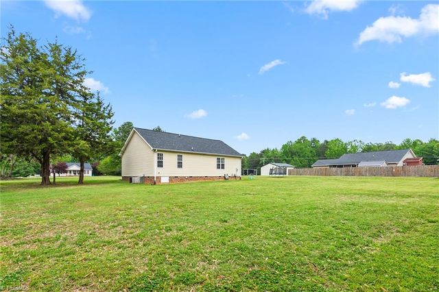 2563 Foxfire Lane, Burlington, NC 27217