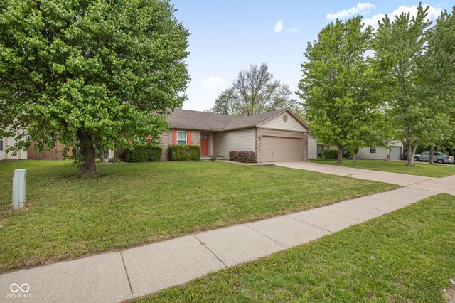 818 Center Street, Greenfield, IN 46140