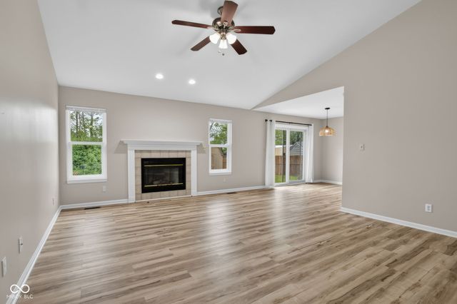 818 Center Street, Greenfield, IN 46140