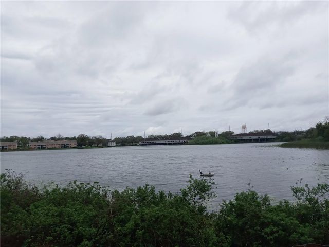 216 AFTON SQUARE 208, Altamonte Springs, FL 32714