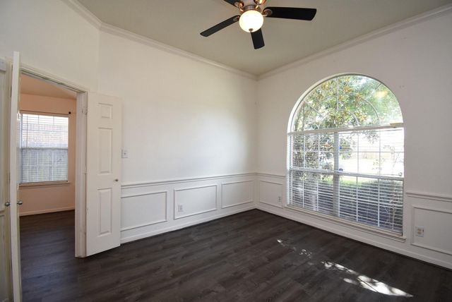 128 Long Canyon Lane, Richmond, TX 77469