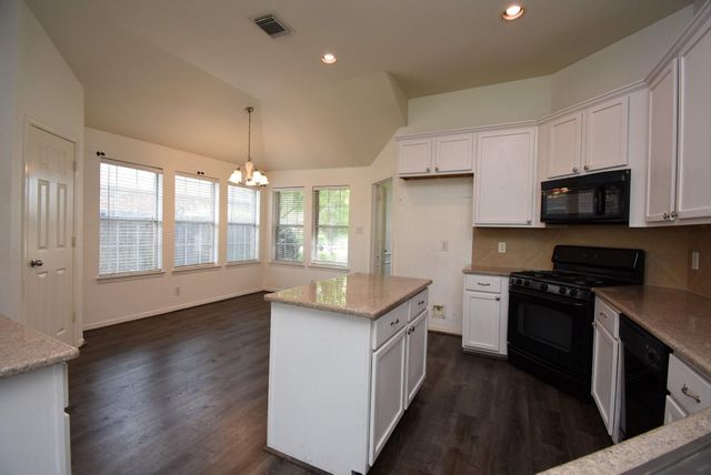 128 Long Canyon Lane, Richmond, TX 77469