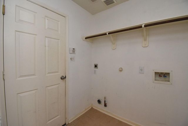128 Long Canyon Lane, Richmond, TX 77469