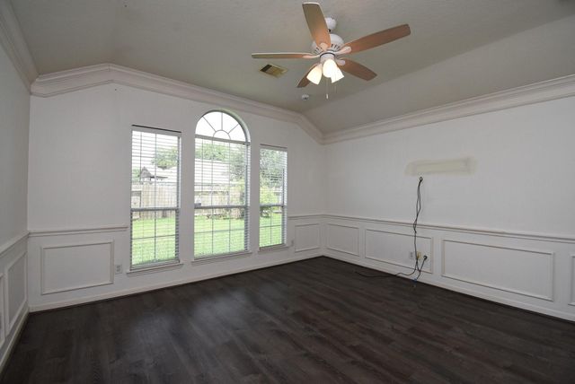 128 Long Canyon Lane, Richmond, TX 77469