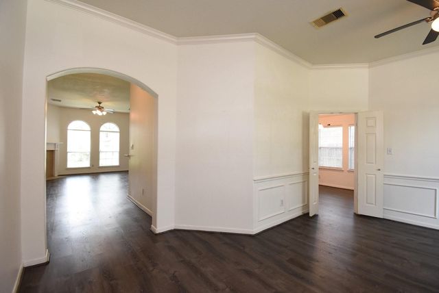 128 Long Canyon Lane, Richmond, TX 77469