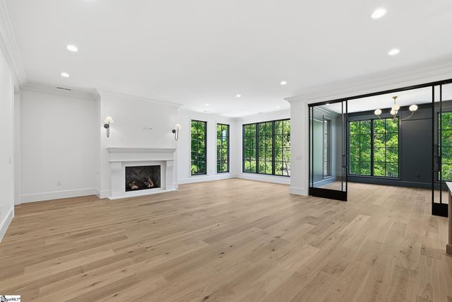 101 Sherwood Street Unit 200, Greenville, SC 29601