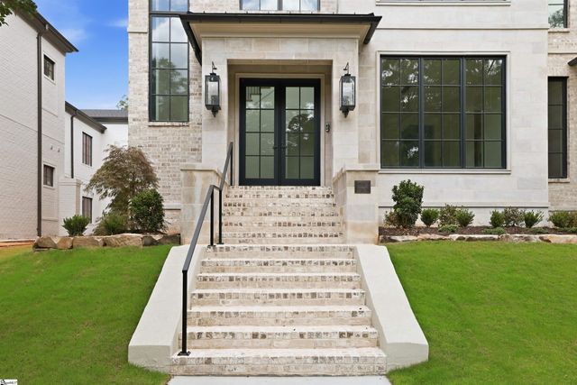 101 Sherwood Street Unit 200, Greenville, SC 29601