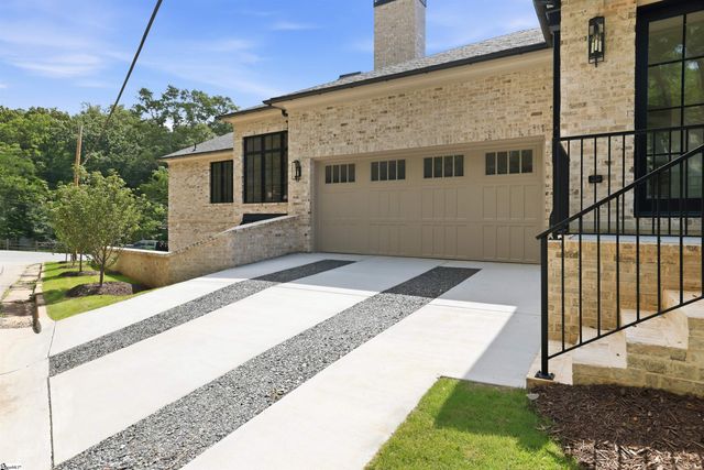 101 Sherwood Street Unit 200, Greenville, SC 29601