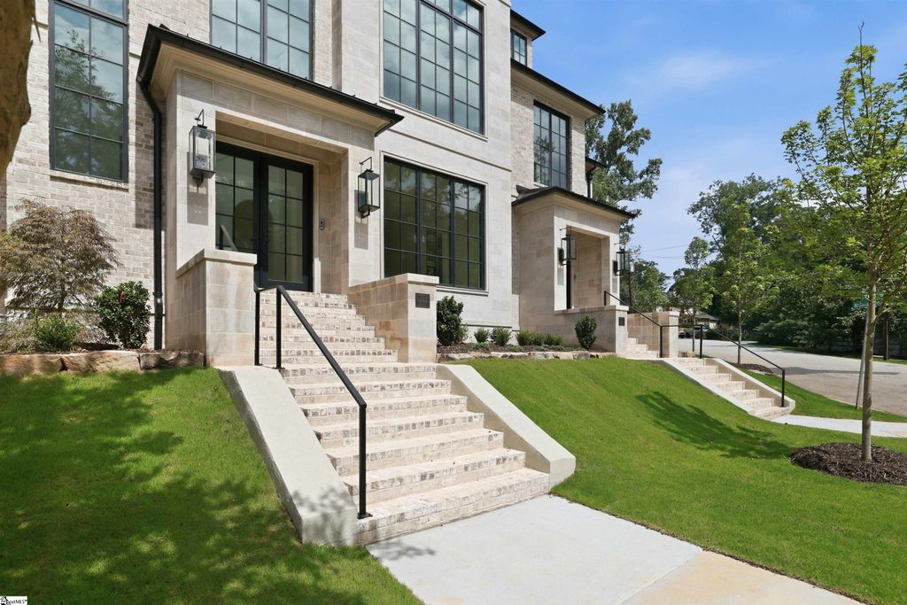 101 Sherwood Street Unit 200, Greenville, SC 29601