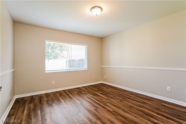 617 SE 27th ST, Cape Coral, FL 33904