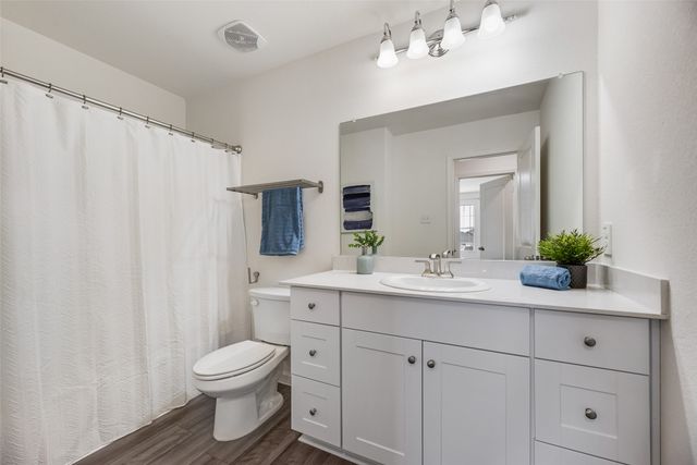 792 Camden Drive, Lavon, TX 75166