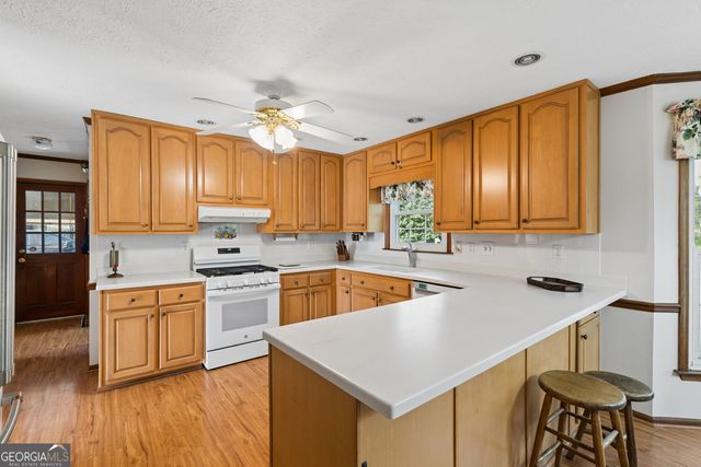 2931 Winding Circle SW, Lilburn, GA 30047