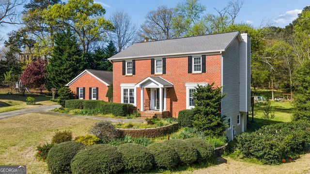 2931 Winding Circle SW, Lilburn, GA 30047