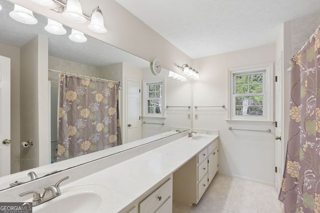 2931 Winding Circle SW, Lilburn, GA 30047