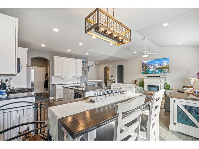 1410 Kings Crown Dr, Milliken, CO 80543