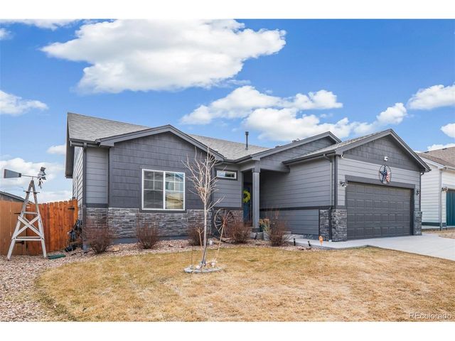 1410 Kings Crown Dr, Milliken, CO 80543