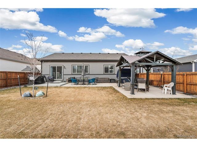 1410 Kings Crown Dr, Milliken, CO 80543