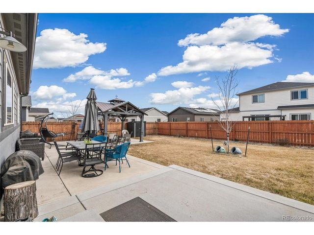 1410 Kings Crown Dr, Milliken, CO 80543