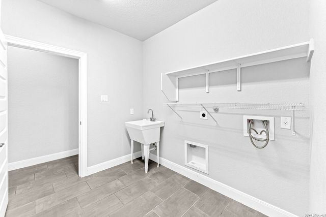 13830 Greater Straw, San Antonio, TX 78254