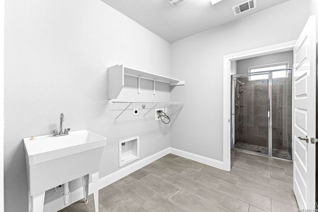 13830 Greater Straw, San Antonio, TX 78254