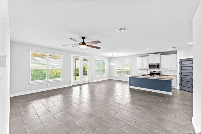 13830 Greater Straw, San Antonio, TX 78254